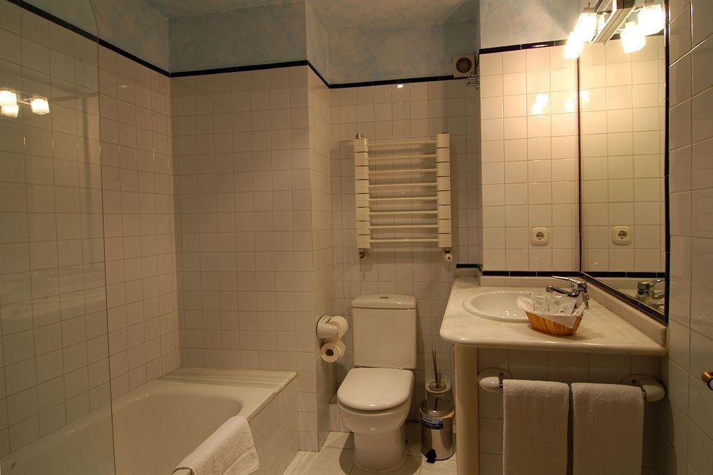 PR Santo Grial Hotel Santiago de Compostela Eksteriør billede